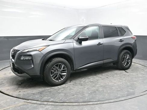 Used 2023 Nissan Rogue S image 3