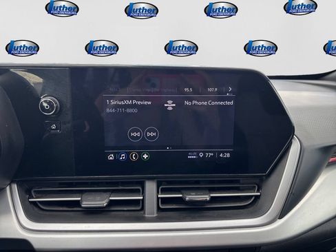 Used 2025 Chevrolet Trax RS w/ Driver Confidence Package FWD image 19