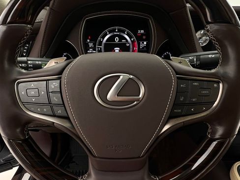 Used 2018 Lexus LS 500 AWD image 16