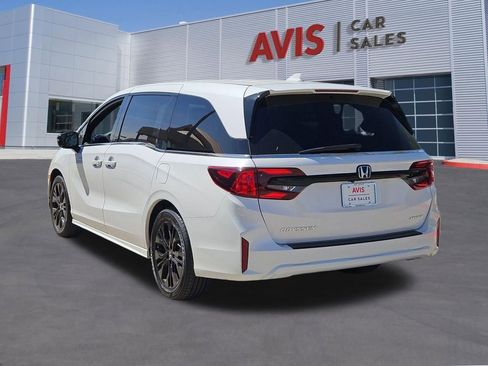 Used 2025 Honda Odyssey Sport-L image 3