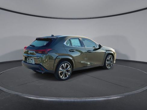 New 2026 Lexus UX 300h FWD image 8