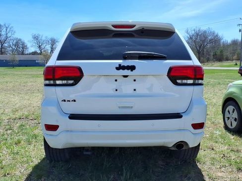 Used 2020 Jeep Grand Cherokee Altitude image 6