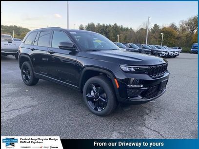 New 2025 Jeep Grand Cherokee Limited w/ Black Appearance Package