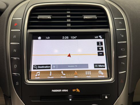 Used 2019 Lincoln Nautilus Reserve FWD image 20