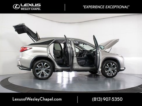 Used 2018 Lexus RX 350 FWD w/ Premium Package image 17