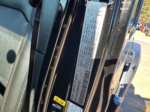 Used 2021 Jeep Wrangler Unlimited Rubicon w/ LED Lighting Group image 35