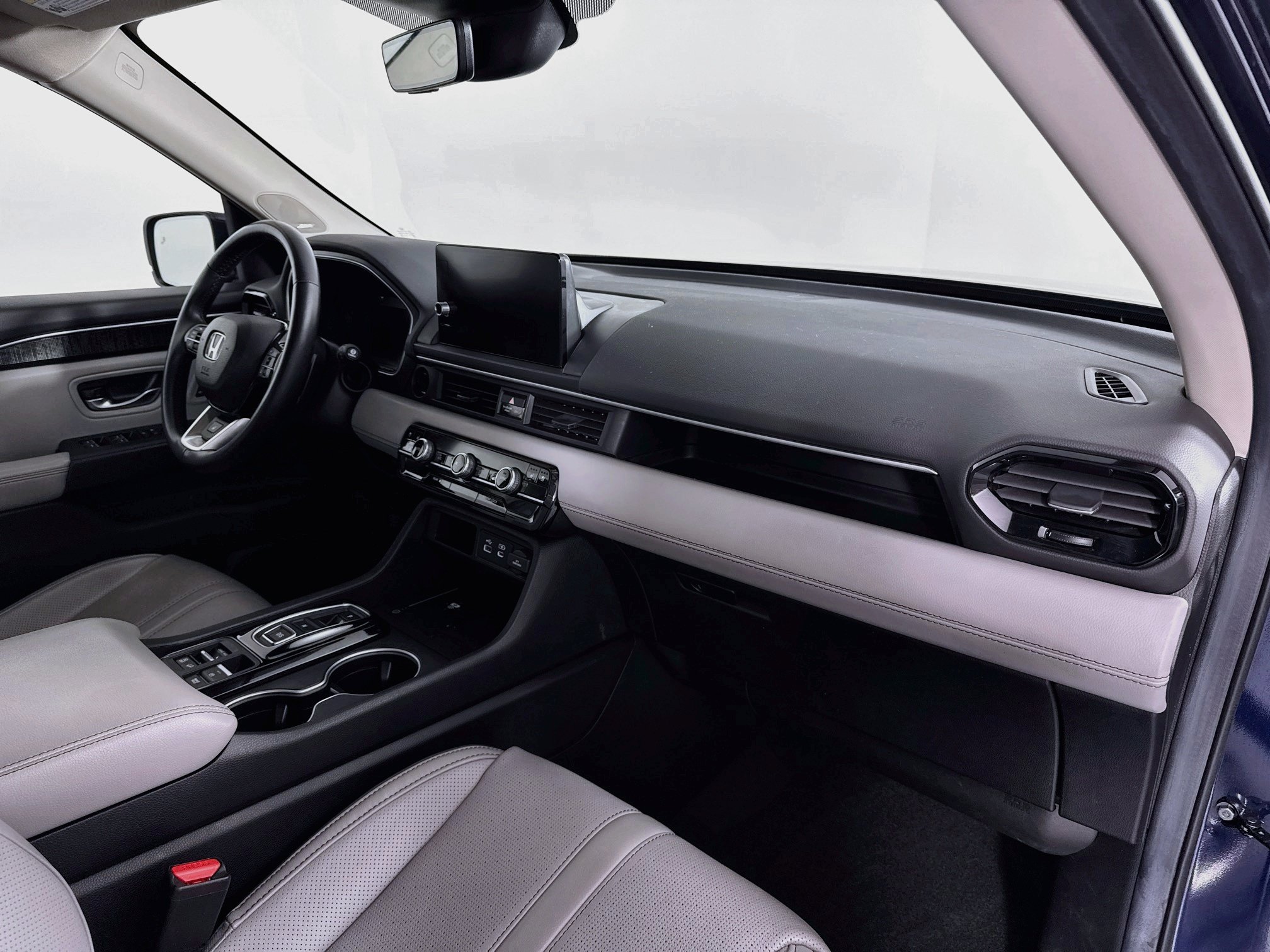 Certified 2025 Honda Pilot Elite image 32