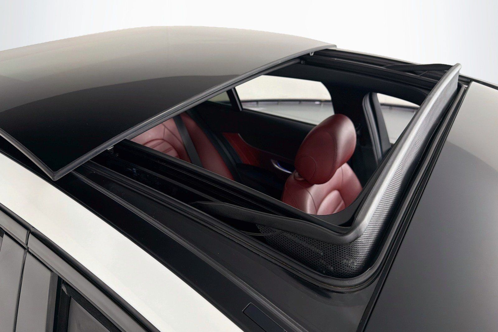 Used 2020 Mercedes-Benz C 300 Sedan image 23