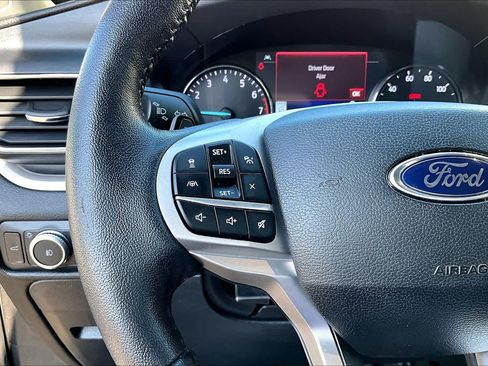 Used 2020 Ford Explorer XLT w/ Equipment Group 202A RWD image 26