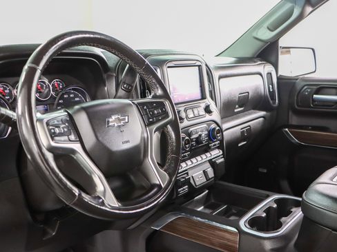 Used 2021 Chevrolet Silverado 1500 LT Trail Boss w/ Convenience Package II image 25
