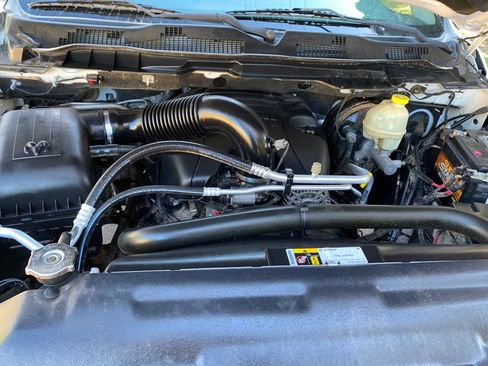 Used 2016 RAM 1500 Express image 13