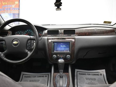 Used 2013 Chevrolet Impala LT w/ LT Sunroof Package image 18