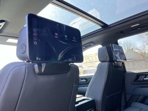 New 2026 GMC Yukon AT4 w/ AT4 Premium Plus Package image 12