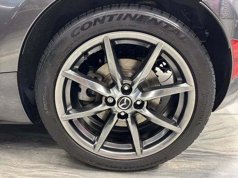 Used 2017 MAZDA MX-5 Miata RF Grand Touring image 23