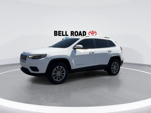 Used 2019 Jeep Cherokee Latitude Plus w/ Cold Weather Group image 5