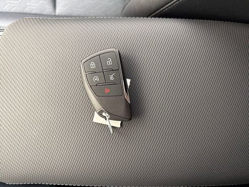 New 2026 Chevrolet Equinox LT w/ Convenience Package II image 33