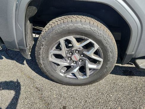 New 2026 GMC Sierra 1500 SLT w/ SLT Premium Plus Package image 5