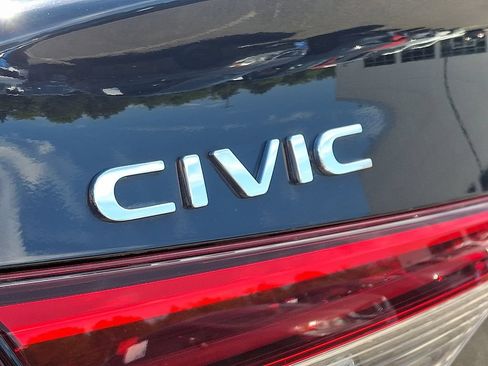 Used 2022 Honda Civic EX image 30