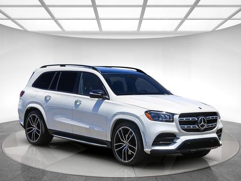Certified 2022 Mercedes-Benz GLS 450 4MATIC image 4