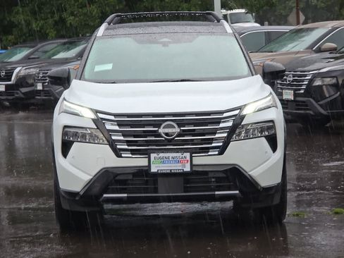 New 2026 Nissan Rogue Platinum w/ Platinum Premium Package image 10