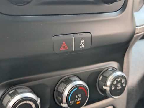 Used 2020 RAM 2500 Tradesman AWD/4WD image 19
