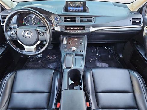 Used 2017 Lexus CT 200h w/ Navigation System Package FWD image 18