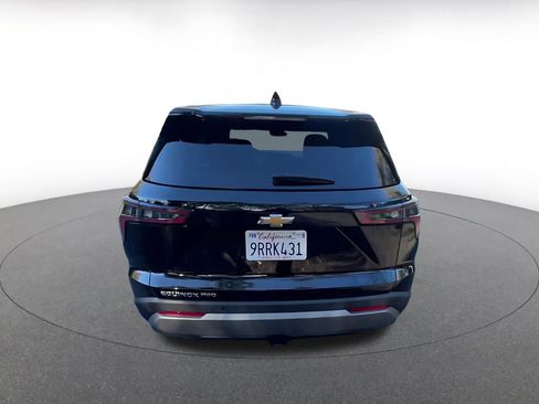 Used 2025 Chevrolet Equinox LT image 12