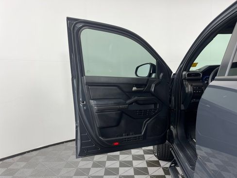 Used 2024 Toyota Tacoma TRD Sport image 34