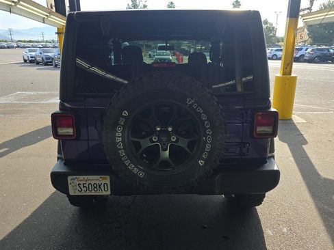 Used 2023 Jeep Wrangler Sport image 5