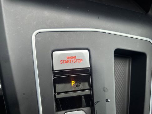 Used 2022 Volkswagen GTI SE image 29