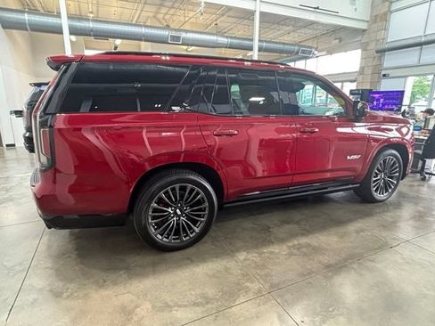 Certified 2024 Cadillac Escalade V AWD/4WD image 6