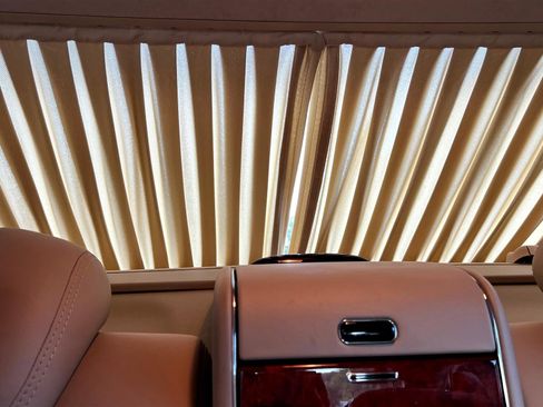 Used 2004 Maybach 57 image 39