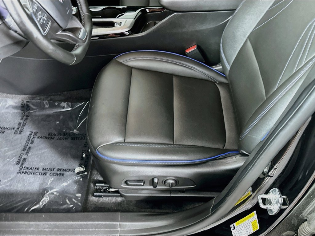 Used 2024 Buick Envista Sport Touring w/ Convenience I Package FWD image 26