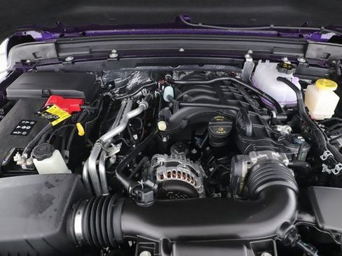 New 2026 Jeep Gladiator Sport AWD/4WD image 15