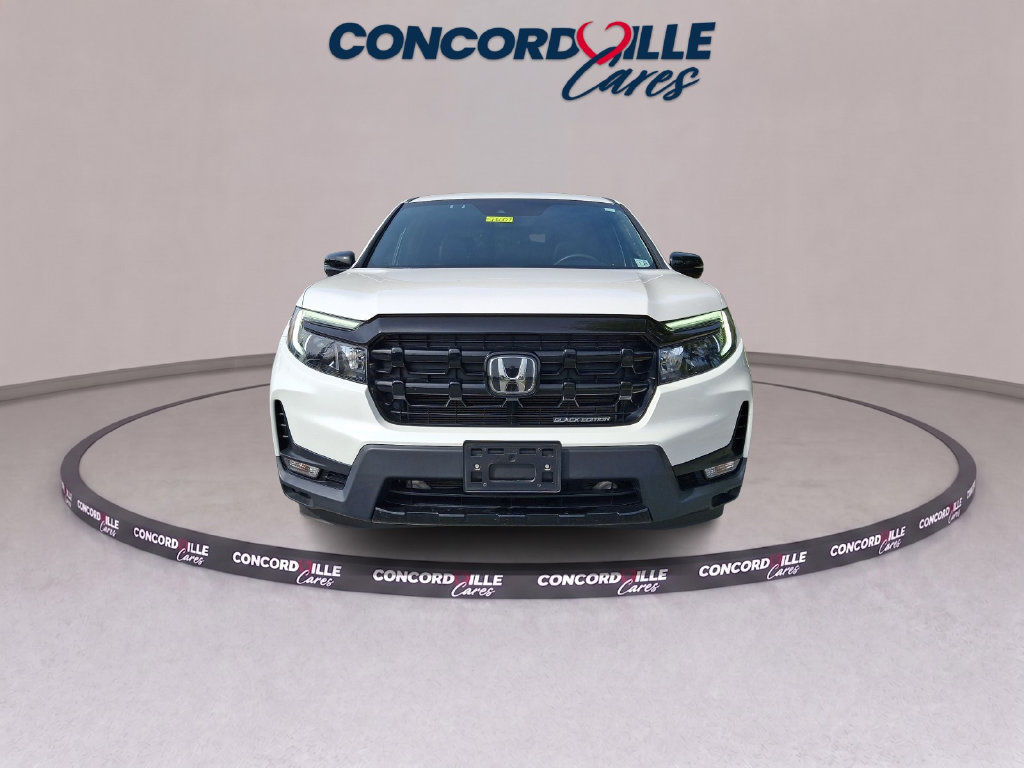Used 2024 Honda Ridgeline Black Edition image 2