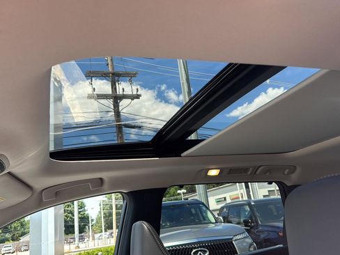 Certified 2024 INFINITI QX60 Luxe w/ Vision Package image 14