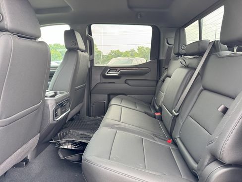 New 2026 GMC Sierra 1500 SLT w/ SLT Premium Plus Package AWD/4WD image 19