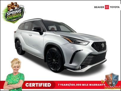 Used 2023 Toyota Highlander XSE