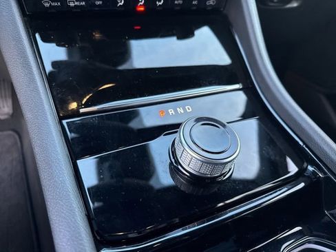 Used 2023 Jeep Grand Cherokee Altitude image 7