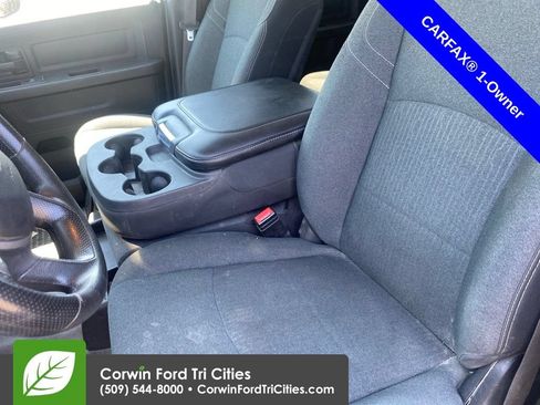 Used 2020 RAM 5500 Tradesman w/ Chrome Appearance Group AWD/4WD image 5