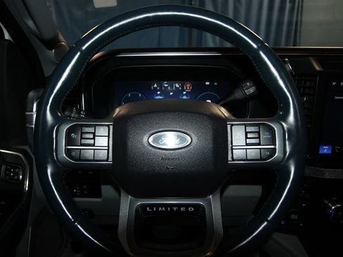 Used 2024 Ford F250 Limited w/ FX4 Off-Road Package AWD/4WD image 13
