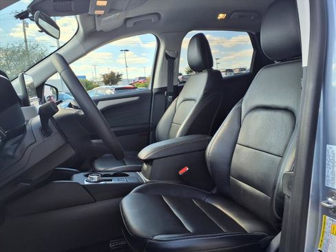 Used 2022 Ford Escape SEL w/ Technology Package image 11