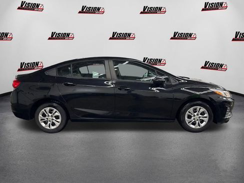 Used 2019 Chevrolet Cruze LS image 4