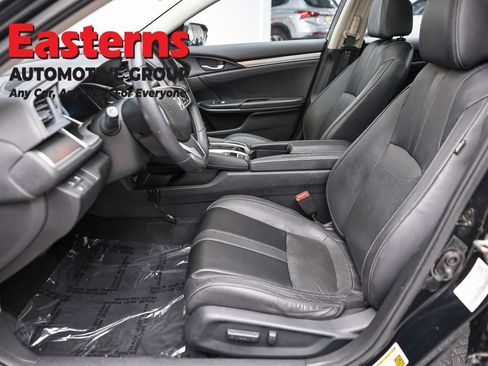 Used 2017 Honda Civic Touring image 14