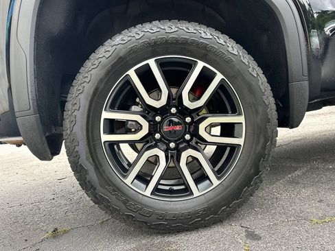 Used 2024 GMC Sierra 1500 Elevation AWD/4WD image 18