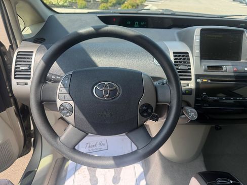 Used 2007 Toyota Prius Touring FWD image 11
