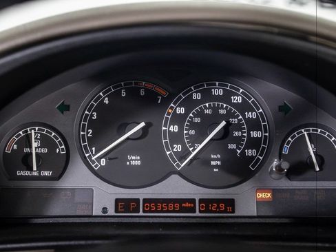 Used 1993 BMW 850Ci RWD image 25