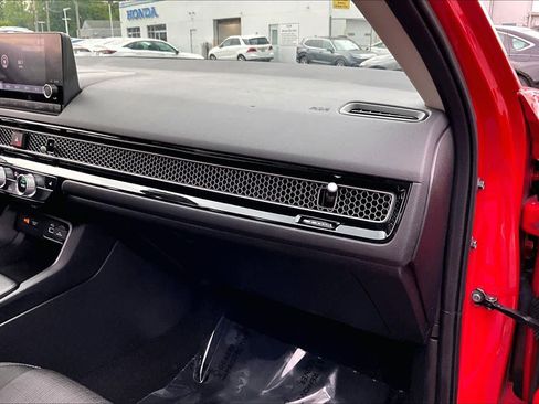 Used 2023 Honda Civic EX image 17