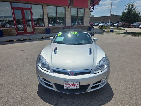 Used 2007 Saturn Sky w/ Premium Trim Pkg image 2