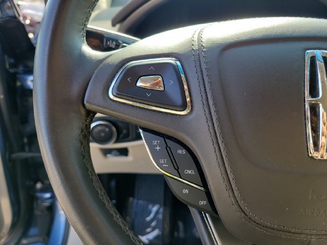 Used 2019 Lincoln MKZ Premiere FWD image 26